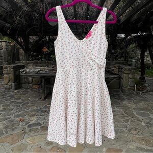 Betsey Johnson White Dress with Pink Floral Print Small ~ Vintage